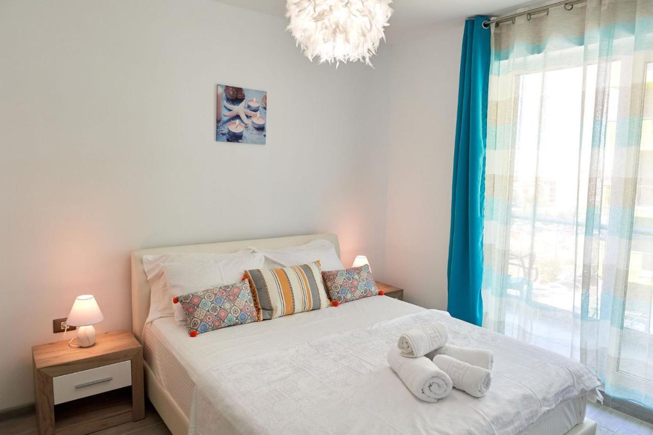 Sophie Apartment Spa N Pool Beach Resort Năvodari 외부 사진
